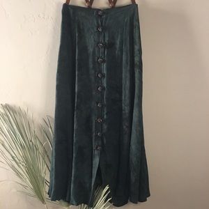 Vintage emerald tight weave button front maxi midi